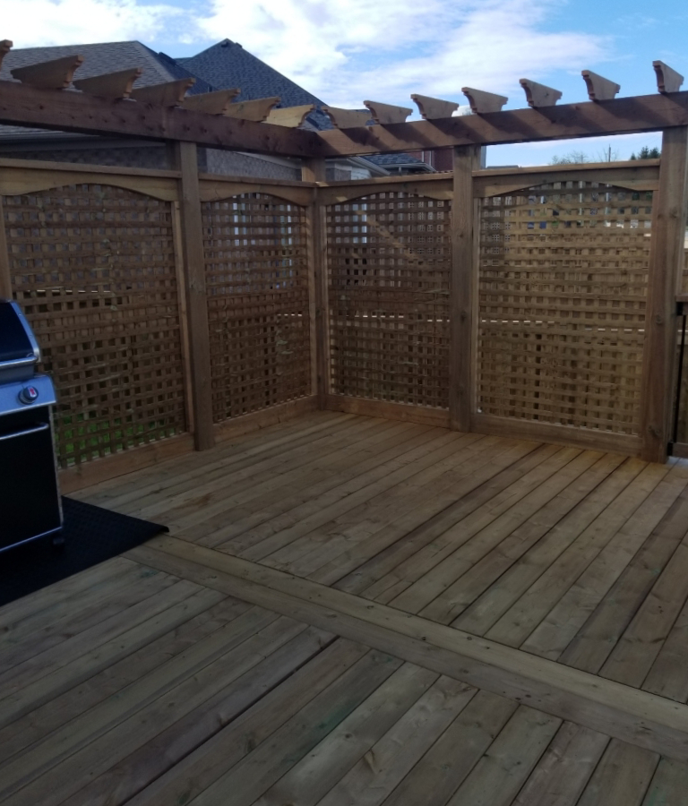 Decks Built Around Scarborough Homes and Backyards